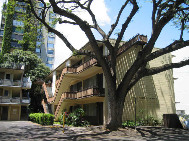 Honolulu Condominiums located at Dole Terrace apartments 1612 Dole Street Honolulu Hi 96822 Punahou